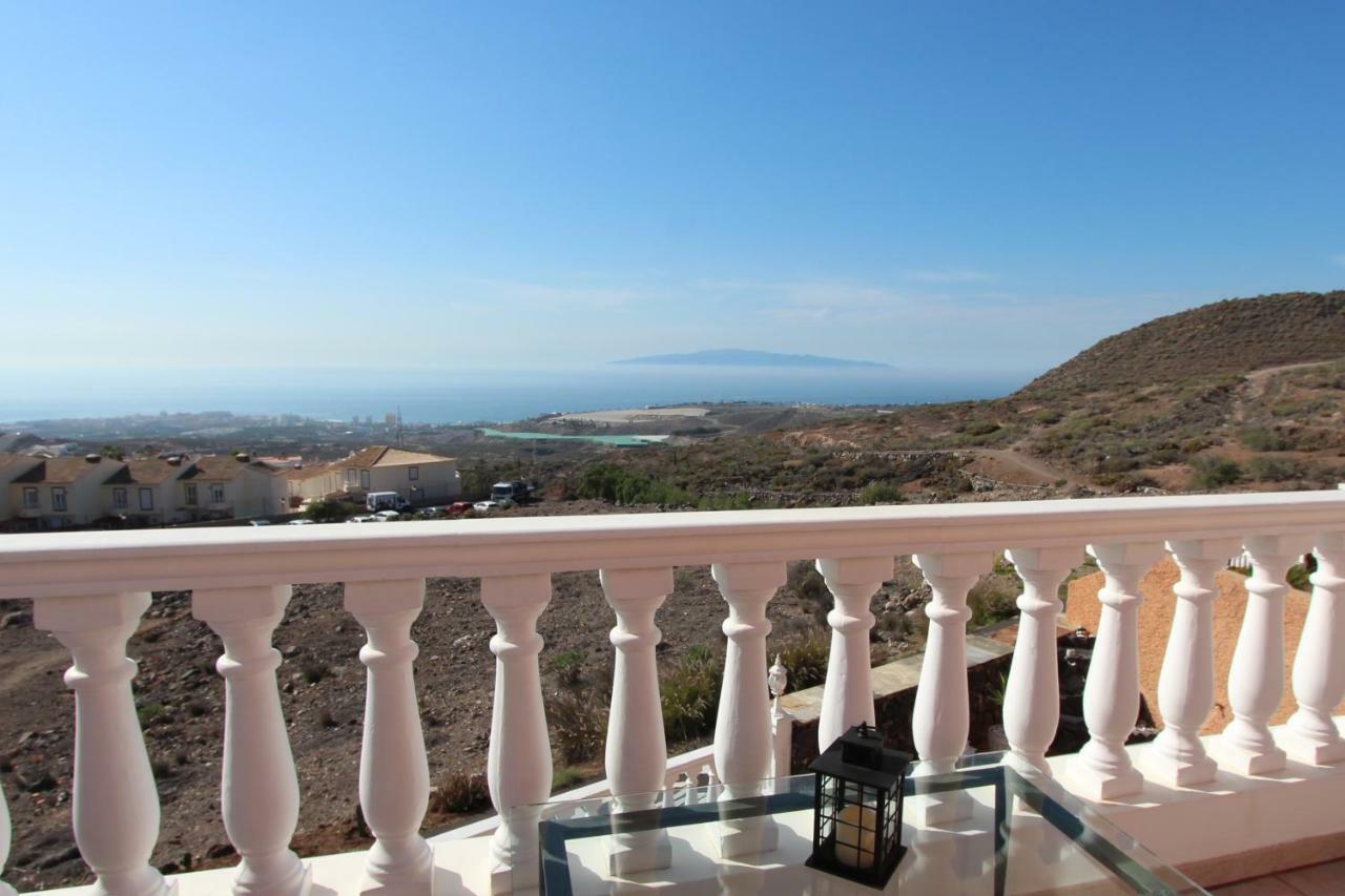 Vivatenerife - Villa With Pool, Jacuzzi And Sea View Chayofa Exterior foto